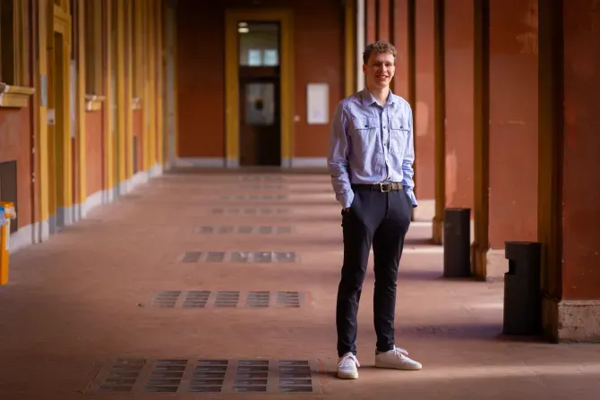 Robin Franssen, 18 ans, originaire de Belgique, est étudiant en première année de philosophie à l'Université pontificale Saint-Thomas d'Aquin. | Crédit : Bénédicte Cedergren/EWTN