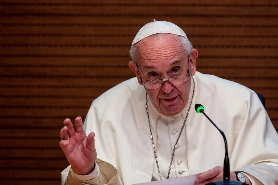 Le Pape François à la Maison générale de la Compagnie de Jésus à Rome, le 13 décembre 2019. Daniel Ibanez/CNA