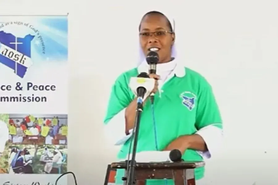 Sœur Mercy Mwayi, responsable du programme SLYI (Sisters' Led Youth Empowerment Initiative), un programme de l'Association of Sisterhoods of Kenya (AOSK). Crédit : Capuchin TV / 