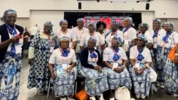 Un groupe de 30 membres de l'Association des femmes catholiques (CWA) originaires de la nation centrafricaine du Cameroun et basées aux Etats-Unis participent au Congrès national eucharistique des Etats-Unis à Indianapolis. Crédit : Victoria Arruda, EWTN News / 