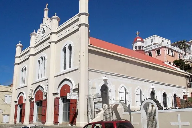 Cathédrale Saint-Pierre et Saint-Paul, Charlotte Amalie, Îles Vierges américaines. | Crédit : Farragutful, via Wikimedia Commons