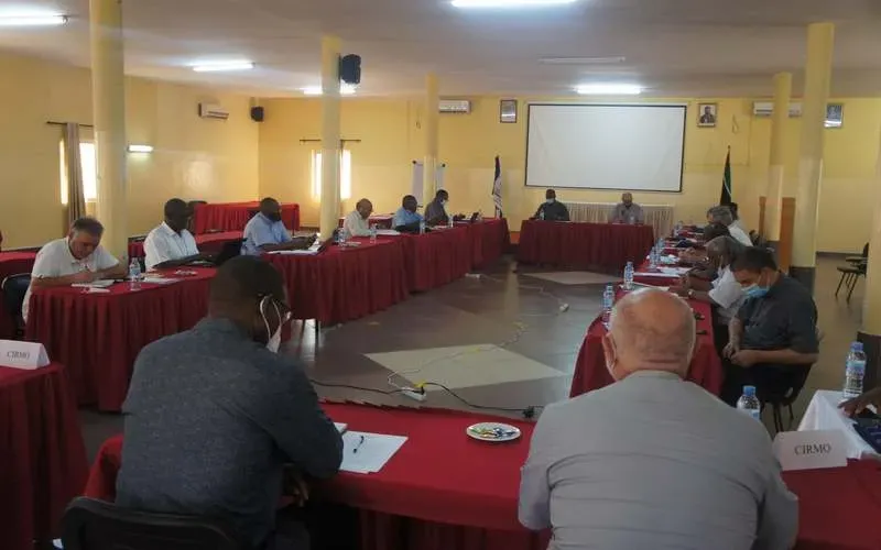 Les membres de la Conférence épiscopale du Mozambique lors de leur première assemblée plénière à Maputo.