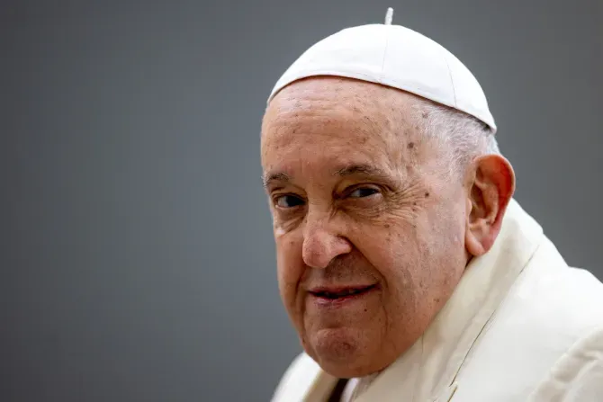 Le pape François lors de son audience générale en début de semaine, le 22 novembre 2023. | Crédit photo : Daniel Ibanez/CNA