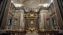 Le pape François prie devant l'icône Salus Populi Romani dans la basilique Sainte-Marie-Majeure à Rome, le 8 décembre 2020. / Vatican Media.