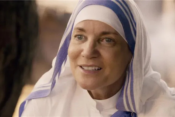 Jacqueline Fritschi-Cornaz dans le rôle de Mère Teresa de Calcutta dans le nouveau film "Mother Teresa and Me". | Crédit photo : Curry Western Movies / 