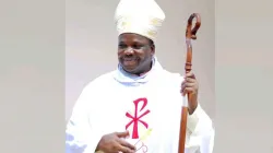 Mgr Emmanuel Badejo / 