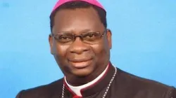 Mgr Moses Hamungole, évêque du diocèse de Monze en Zambie, qui a succombé aux complications  COVID-19 le 13 Janvier 2021. / Domaine public.