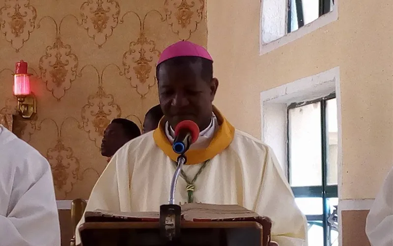 Mgr Julius Yakubu Kundi, évêque du diocèse catholique de Kafanchan, au Nigeria. / 