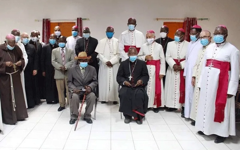 Les membres de la Conférence des évêques d'Angola et de São Tomé (CEAST). / Vatican News