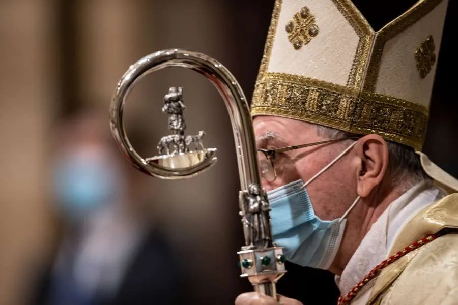 Le cardinal Pietro Parolin assiste à une ordination à la Basilique de Sant'Eugenio à Rome, le 5 septembre 2020. Daniel Ibáñez/CNA.