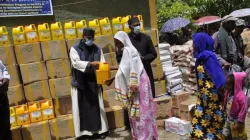 Caritas Ethiopie distribue des vivres aux victimes de la guerre du Tigré. Crédit : CBCE / 