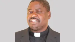 Mgr. Eusebius Jelous Nyathi, évêque élu du diocèse de Gokwe. Crédit : Actualités catholiques Zimbabwe / 