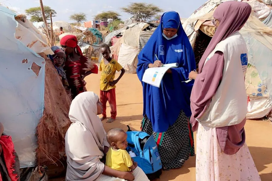 Les agents de santé communautaire de Trócaire réalisent des examens de santé à Dollow, en Somalie. Crédit : Trócaire / 