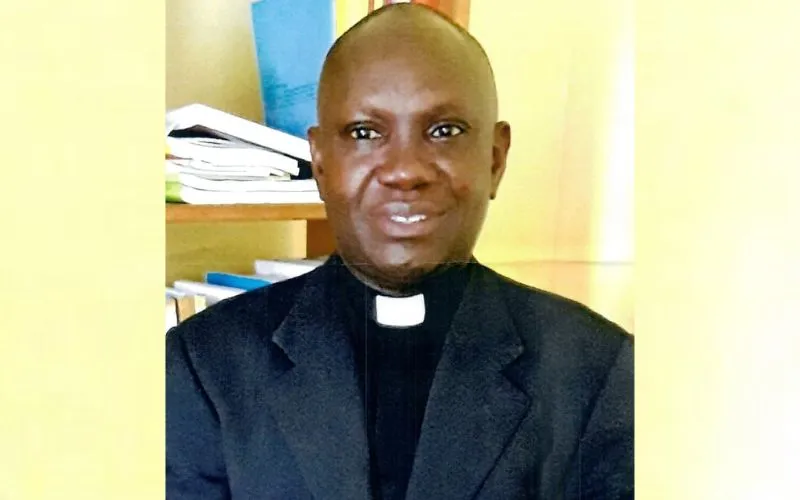 Mgr. Cyrille Ikomba Mankelele Mambi, nommé Administrateur Apostolique pour aider à la pastorale du Diocèse de Popokabaka en RD Congo. Crédit : CENCO