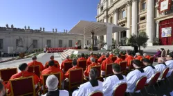 Le pape François a créé 21 nouveaux cardinaux du monde entier lors d'un consistoire samedi matin sur la place Saint-Pierre (30 septembre 2023). | Crédit : Vatican Media / 