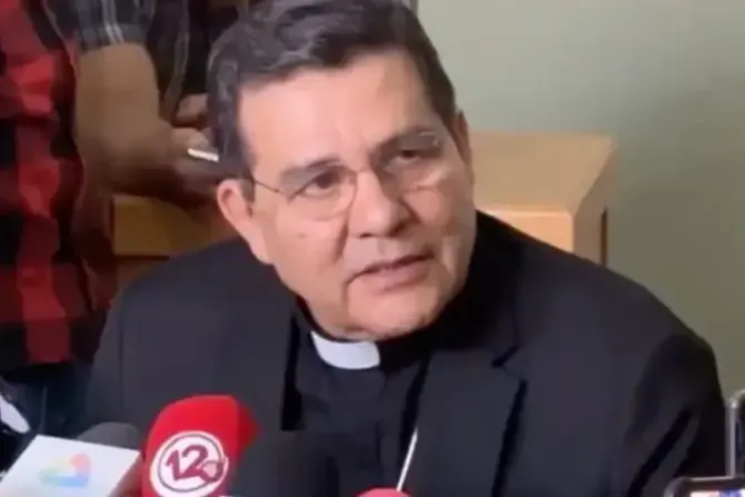 Mgr Faustino Armendáriz Jiménez lors d'une conférence de presse le 21 mai 2023. | Credit : Video capture/Archdiocese of Durango