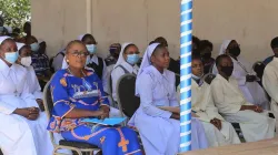 Dr Mary Shawa (en bleu), présidente de la Légion de Marie pour le Maula Senatus au Malawi, lors du lancement des célébrations du centenaire de la Légion de Marie, le 16 octobre 2021. Crédit : Conférence épiscopale du Malawi / 