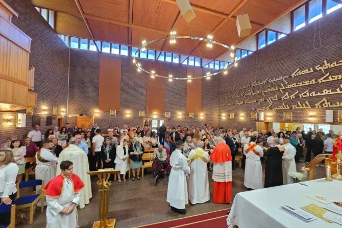 Le quatrième sanctuaire mondial de Marie, Mère des chrétiens persécutés, a été inauguré à l'église catholique syriaque des Saints Martyrs à Kista, au nord de Stockholm, en Suède, le 22 juillet 2023. | Photo avec l'aimable autorisation du père Benedict Kiely