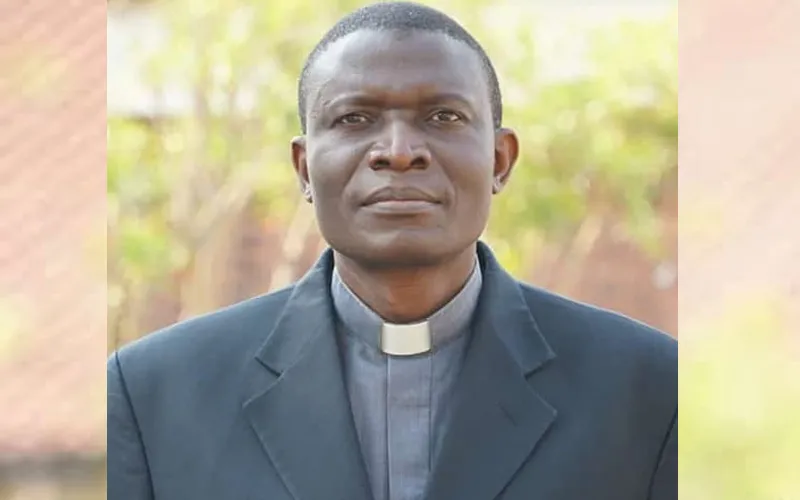 Mgr. Raphael Mweempwa, nommé évêque du diocèse de Monze en Zambie par le pape François le 25 février 2022. Crédit : ZCCB / 