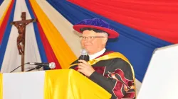 Mgr Bert van Megen lors de la 46e cérémonie de remise des diplômes du CIP à Nairobi, la capitale du Kenya, le vendredi 18 septembre. / l' Institut de philosophie Consolata  (CIP) de  Nairobi.