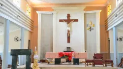 Autel de la paroisse catholique St. Francis Xavier Owo du diocèse d'Ondo. Crédit : AED / 