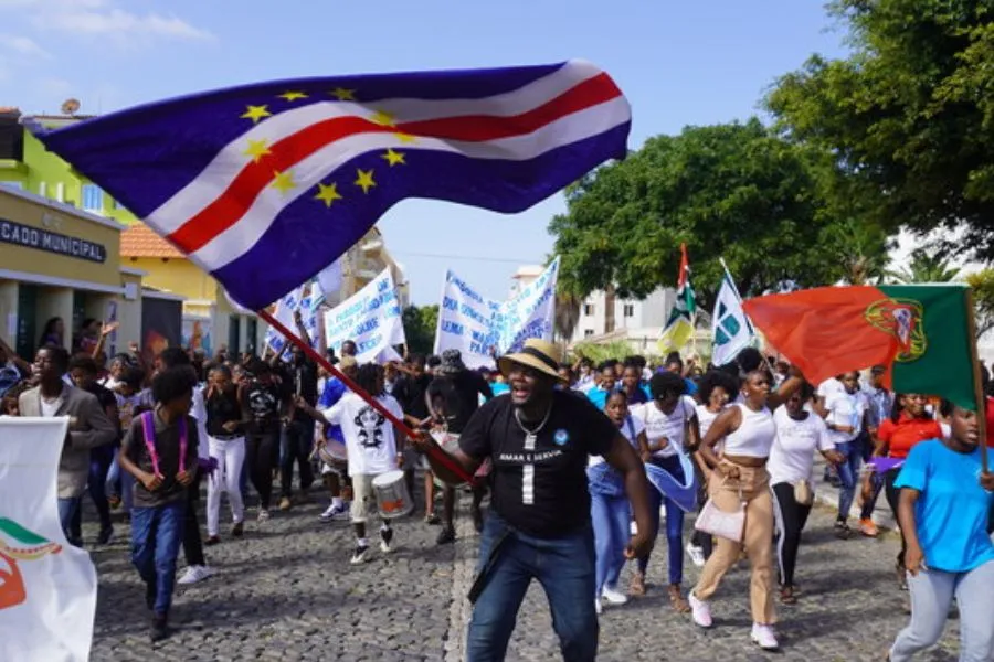 Les jeunes catholiques du Cap-Vert aux Journées mondiales de la jeunesse à Lisbonne, au Portugal. Crédit : Diocèse de Santiago