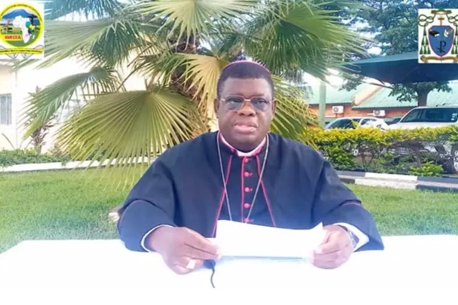 Mgr Charles Kasonde délivrant le message des évêques catholiques de la région de l'Association des conférences épiscopales membres d'Afrique de l'Est (AMECEA). Crédit : AMECEA