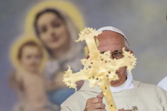 Le pape François célèbre la messe à Gyumri, en Arménie, le 25 juin 2016. | L'Osservatore Romano/CNA