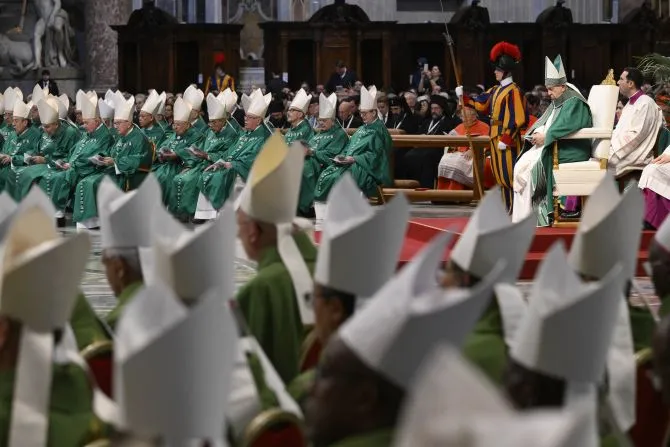 Le pape François lors de la messe de clôture du Synode sur la synodalité dans la basilique Saint-Pierre, le 29 octobre 2023. | Crédit : Vatican Media / 