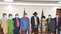 Les membres de la Conférence des Eglises de toute l'Afrique (CETA) avec le président du Soudan du Sud Salva Kiir. / ACI Afrique