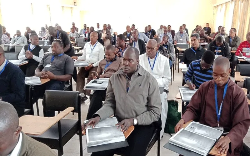 Quelques participants à l'atelier de gestion de l'église pour le clergé, les religieux et les laïcs au Tangaza University College (TUC), jeudi 9 janvier. P. Kevin Ochong Owino, Archidiocèse de Kisumu