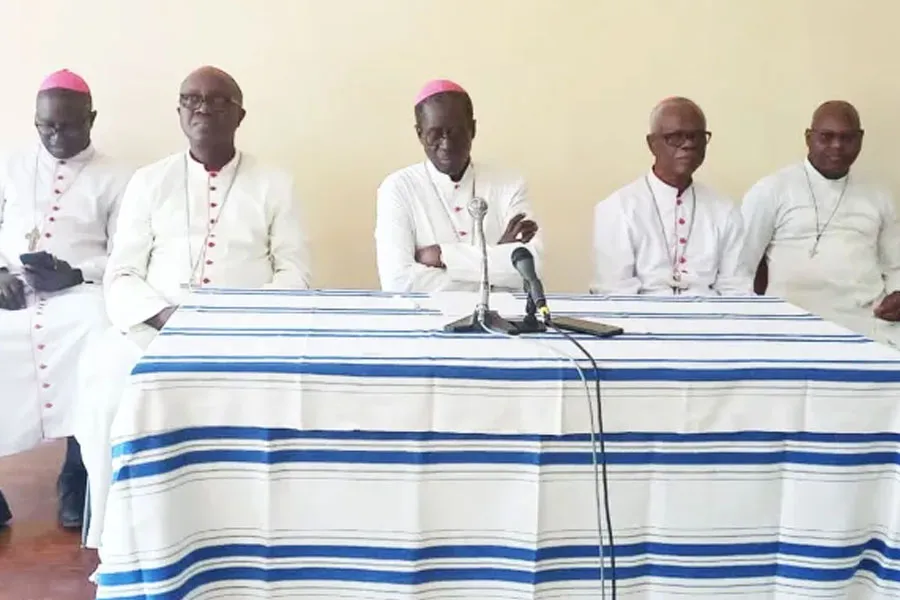 Les évêques catholiques du Sénégal lors d'une conférence de presse le 2 juin 2023.