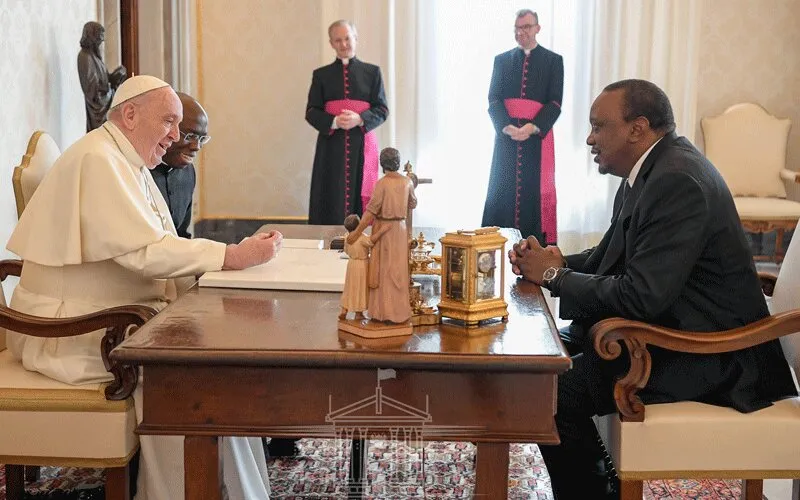 Le président Uhuru Kenyatta s'entretient avec le pape François au Vatican, le vendredi 6 novembre 2020. ©️Vatican Media